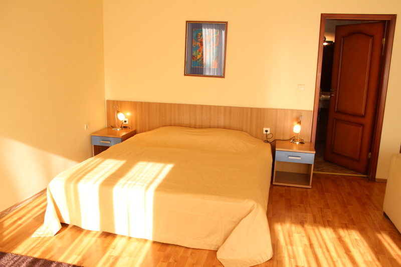 סופיה Hotel Gloria Palace Diplomat מראה חיצוני תמונה